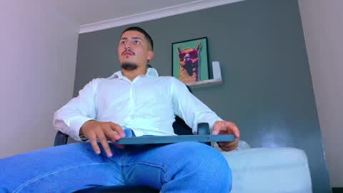 Snapshot of mrfox__ chatting on May 14, 2026, 7:42 pm Mr Fox online show from May 14, 2026, 7:42 pm