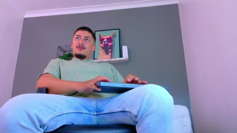 Snapshot of mrfox__ chatting on May 26, 2026, 7:32 pm Mr Fox online show from May 26, 2026, 7:32 pm