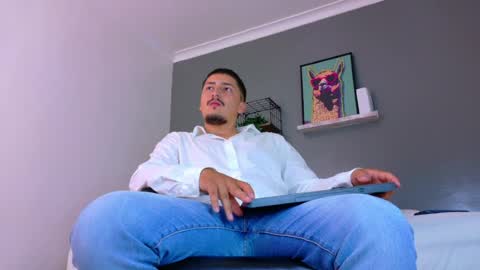 Snapshot of mrfox__ chatting on June 1, 2026, 7:26 pm Mr Fox online show from June 1, 2026, 7:26 pm