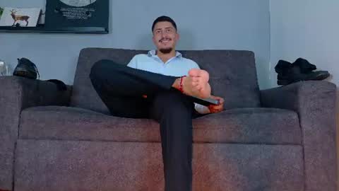 Snapshot of mrfox__ chatting on June 10, 2026, 7:35 pm Mr Fox online show from June 10, 2026, 7:35 pm