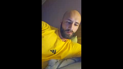 Snapshot of mrga591904 chatting on February 25, 2026, 6:34 am mrga591904 online show from February 25, 2026, 6:34 am