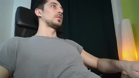 juan luis online show from February 22, 2025, 9:48 pm