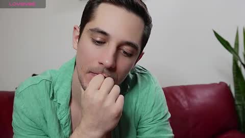 juan luis online show from March 9, 2025, 3:49 pm