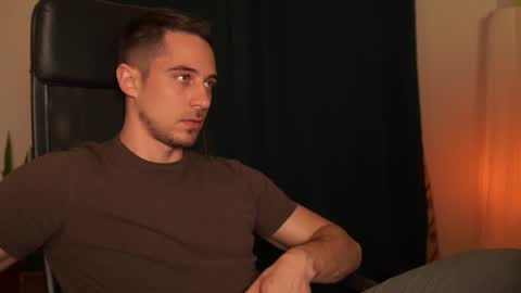 juan luis online show from February 24, 2026, 6:50 pm