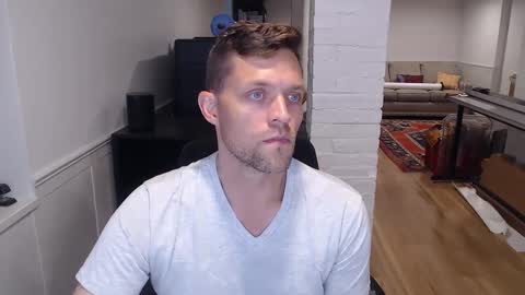 Snapshot of mrkenridge chatting on September 19, 2025, 12:50 pm mrkenridge online show from September 19, 2025, 12:50 pm