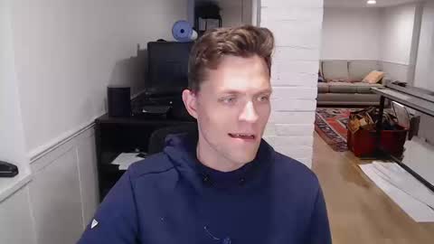 Snapshot of mrkenridge chatting on October 16, 2025, 12:39 pm mrkenridge online show from October 16, 2025, 12:39 pm