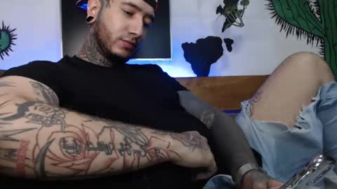 Snapshot of mrmanny__ chatting on February 27, 2025, 9:32 am mrmanny__ online show from February 27, 2025, 9:32 am