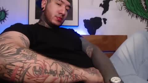 Snapshot of mrmanny__ chatting on October 27, 2025, 1:09 am mrmanny__ online show from October 27, 2025, 1:09 am