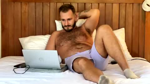 Snapshot of mrmaxiy chatting on June 22, 2026, 8:22 am Max online show from June 22, 2026, 8:22 am