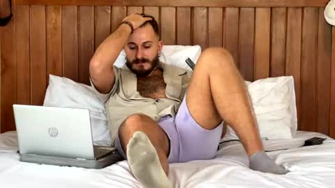 Snapshot of mrmaxiy chatting on July 3, 2026, 2:40 am Max online show from July 3, 2026, 2:40 am
