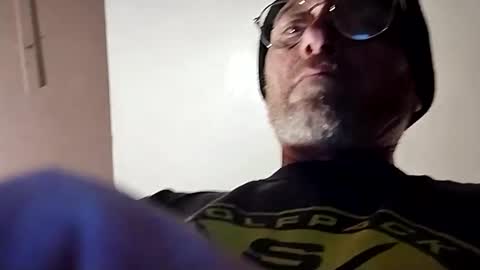 Snapshot of mrnmrsfucks4u2 chatting on January 10, 2025, 1:53 am Mrnmrsfucks4u2 online show from January 10, 2025, 1:53 am