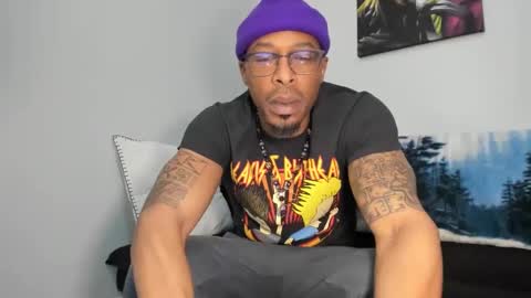 mromg007 online show from February 24, 2025, 2:37 pm