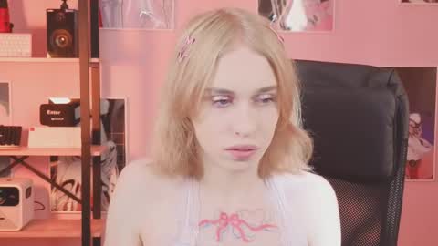 Snapshot of mrs_mills chatting on October 3, 2025, 6:32 am Barbie online show from October 3, 2025, 6:32 am