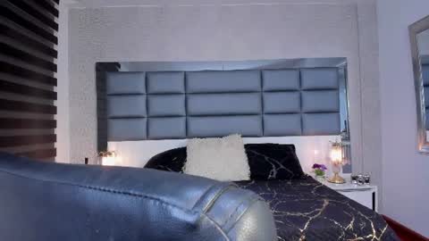 Snapshot of mrs_regina_clk chatting on July 8, 2026, 4:17 am Regina online show from July 8, 2026, 4:17 am