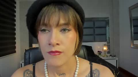 Snapshot of mrs_regina_clk chatting on July 11, 2026, 4:26 am Regina online show from July 11, 2026, 4:26 am