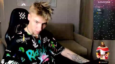 Snapshot of mrsexycum4u chatting on October 26, 2025, 11:16 am Adam online show from October 26, 2025, 11:16 am