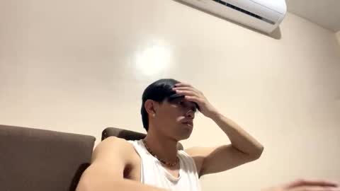 Snapshot of mrshawn95 chatting on November 23, 2025, 7:24 pm shawn online show from November 23, 2025, 7:24 pm