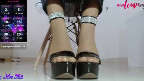 Snapshot of mrskatty chatting on January 20, 2025, 8:07 pm Tell me Katty online show from January 20, 2025, 8:07 pm