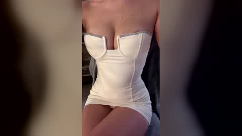 Mary online show from March 2, 2026, 9:54 pm