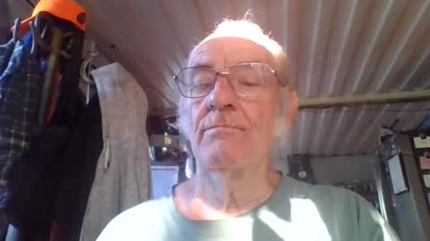 Snapshot of mrsubman chatting on July 5, 2026, 1:18 pm Chuck online show from July 5, 2026, 1:18 pm