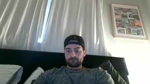 mrthickly818 online show from February 3, 2026, 1:16 pm