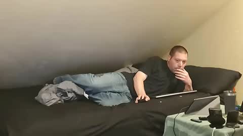 mrxhere online show from January 3, 2025, 5:31 pm