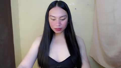 Snapshot of ms_bellaxoxo chatting on April 24, 2026, 2:47 am Bella online show from April 24, 2026, 2:47 am