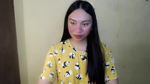 Snapshot of ms_bellaxoxo chatting on May 14, 2026, 3:46 am Bella online show from May 14, 2026, 3:46 am