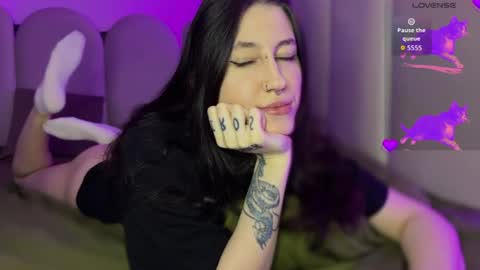 Dita online show from June 21, 2026, 8:44 pm