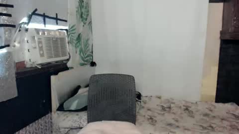 Snapshot of ms_jea chatting on May 20, 2026, 12:39 am ms_jea online show from May 20, 2026, 12:39 am