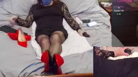 Snapshot of ms_jen chatting on February 18, 2026, 9:33 pm Jennifer online show from February 18, 2026, 9:33 pm