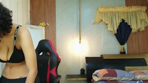 Snapshot of ms_leydi chatting on March 28, 2026, 1:49 am ms_leydi online show from March 28, 2026, 1:49 am