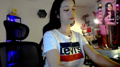 MISS LISSA online show from April 18, 2026, 4:55 pm