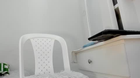 ms_lunarose online show from July 18, 2026, 3:44 am