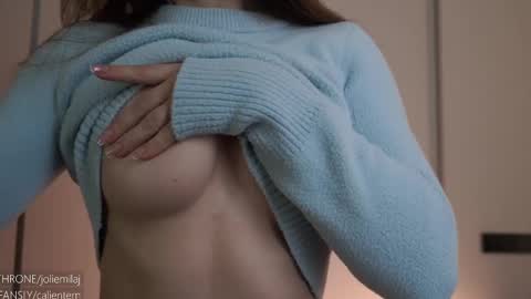 Your M online show from February 19, 2025, 2:23 pm