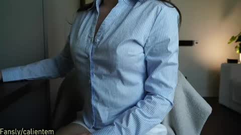Snapshot of ms_seductive chatting on May 17, 2026, 1:40 pm Your M online show from May 17, 2026, 1:40 pm