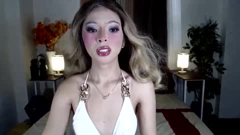 Snapshot of ms_seductivex chatting on February 25, 2025, 3:09 am Karina online show from February 25, 2025, 3:09 am