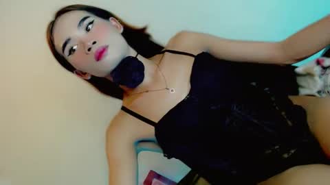 mscherry_ online show from April 30, 2026, 9:04 am