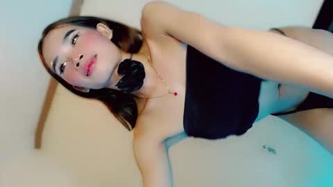 mscherry_ online show from June 6, 2026, 9:52 pm
