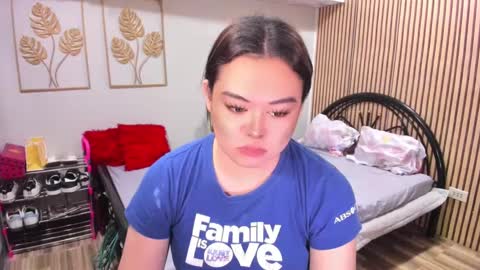 CINDY MIRANDA online show from January 27, 2025, 7:35 am