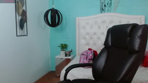 Snapshot of msjossie chatting on March 4, 2025, 2:27 am Jossie online show from March 4, 2025, 2:27 am