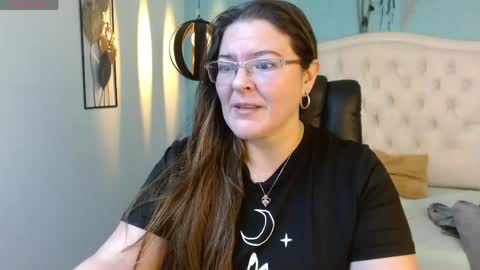 Jossie online show from April 29, 2026, 3:43 am