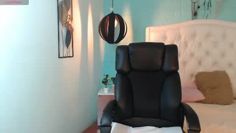 Jossie online show from June 26, 2026, 4:06 am