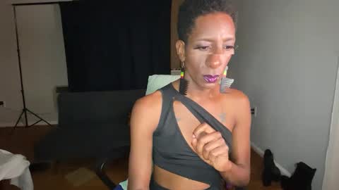 Snapshot of msmerlinmystique chatting on September 23, 2025, 2:36 am Merlin Mystique online show from September 23, 2025, 2:36 am