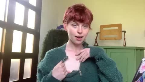 Adela Rose  MsPrissyLynx online show from November 17, 2025, 1:50 pm