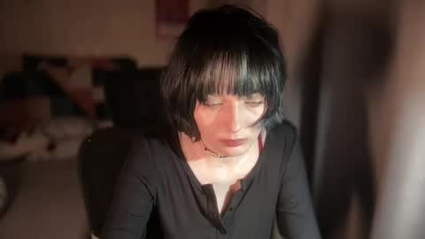 msroxanna online show from February 27, 2026, 4:18 pm