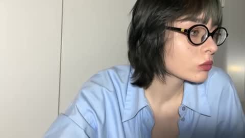 msroxanna online show from March 10, 2026, 3:00 am