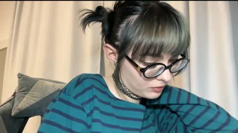 msroxanna online show from March 11, 2026, 9:54 pm