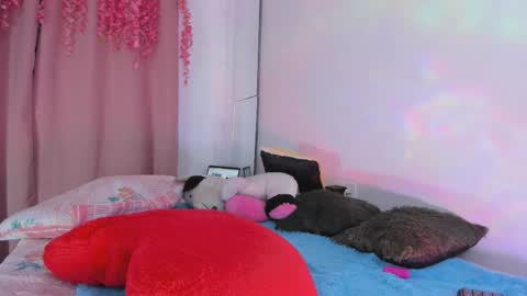 Snapshot of msschloee chatting on November 14, 2025, 1:59 am Chloe new account online show from November 14, 2025, 1:59 am