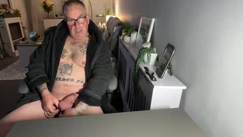 mtb1697 online show from May 2, 2026, 11:43 pm